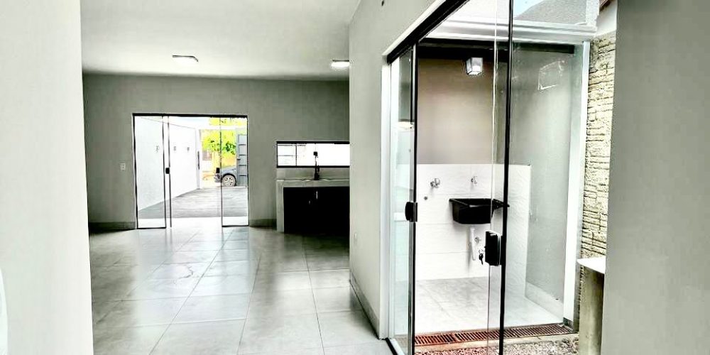 e5bc02a1-2130-4129-ac58-7c80b00afc9f